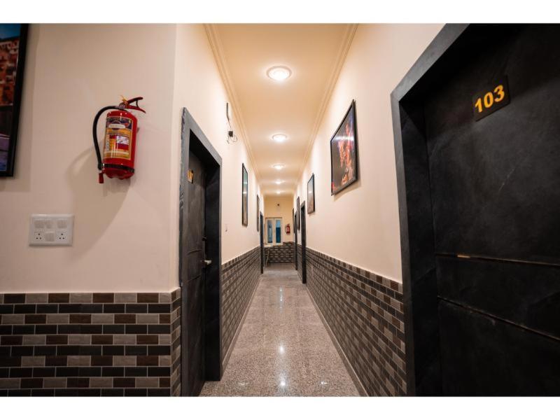 Hotel Jsr Kedar Varanasi Exterior photo